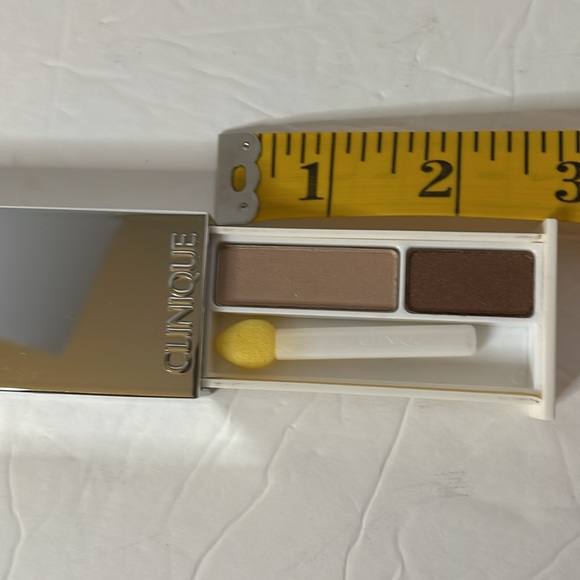 Clinique 01 like mink duo eyeshadow set NWOT - Picture 7 of 7